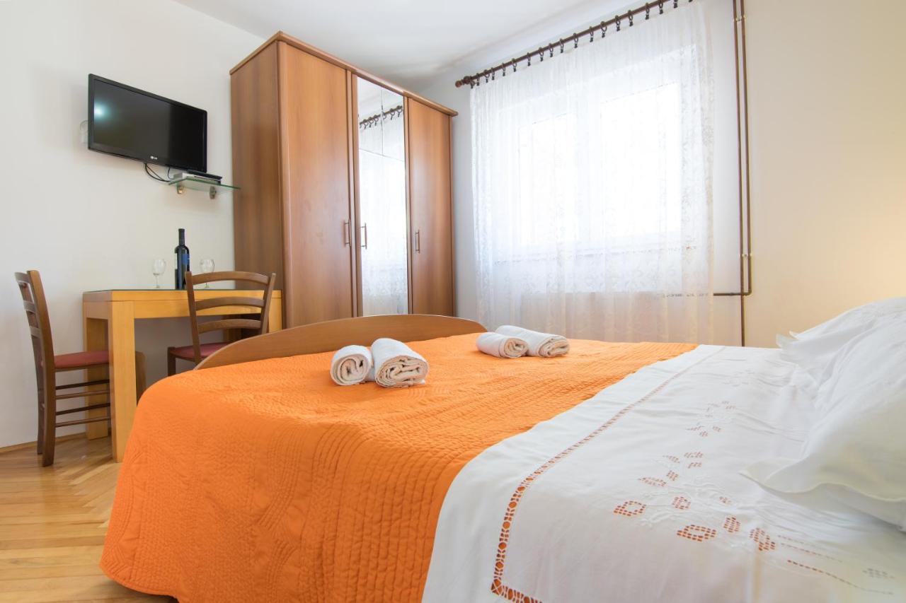 Apartments Baskovic Promajna Exterior foto