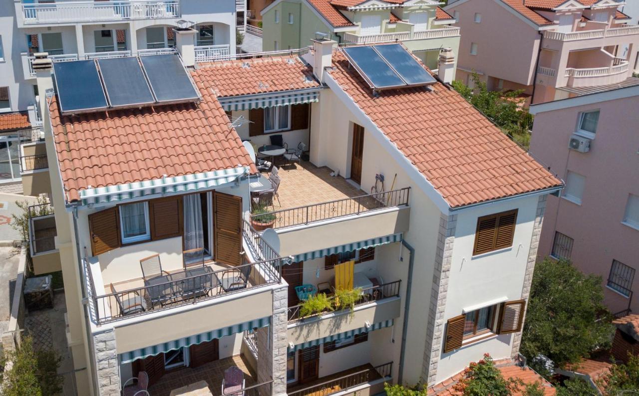 Apartments Baskovic Promajna Exterior foto